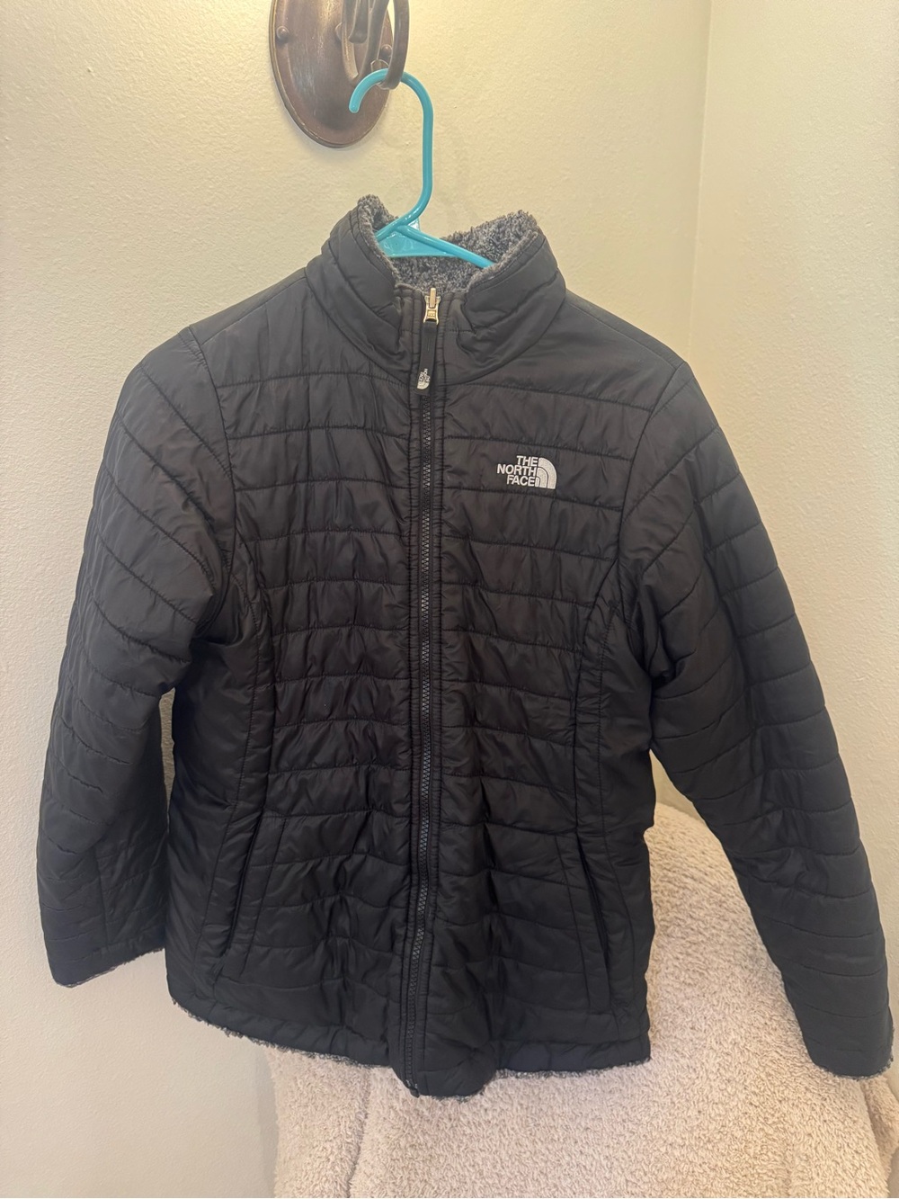 The North Face Black Quilted Reversible Puffer Jacket - Girls